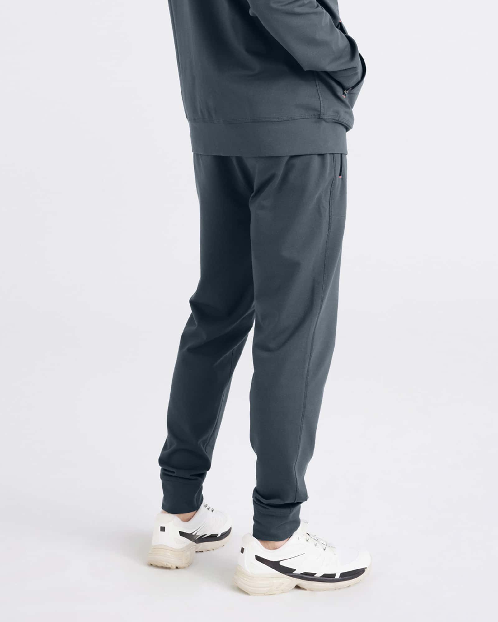 Back - Model wearing Trailzer Jogger in Turbulence