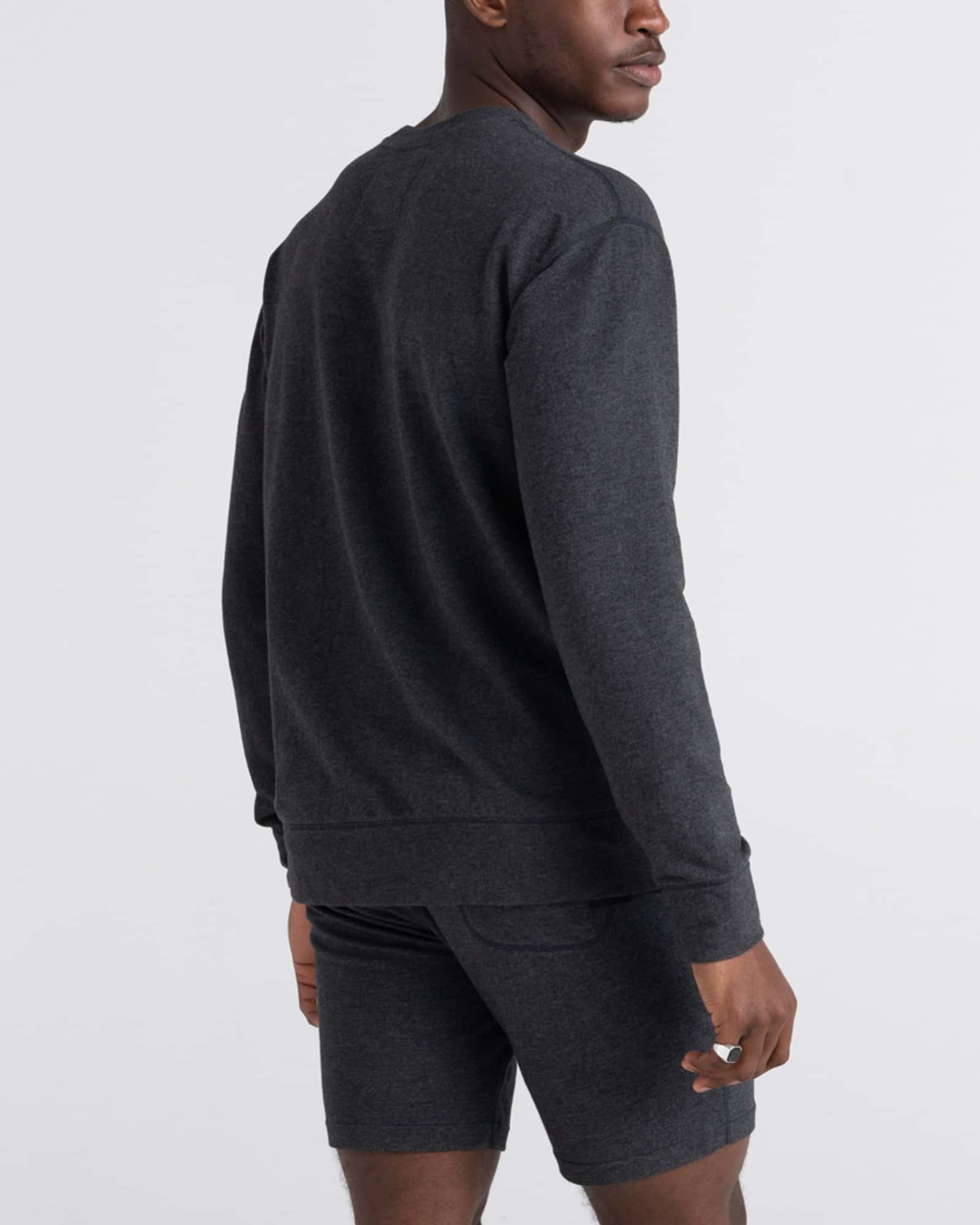 Back - Model wearing 3Six Five Long Sleeve Crew in Black Heather