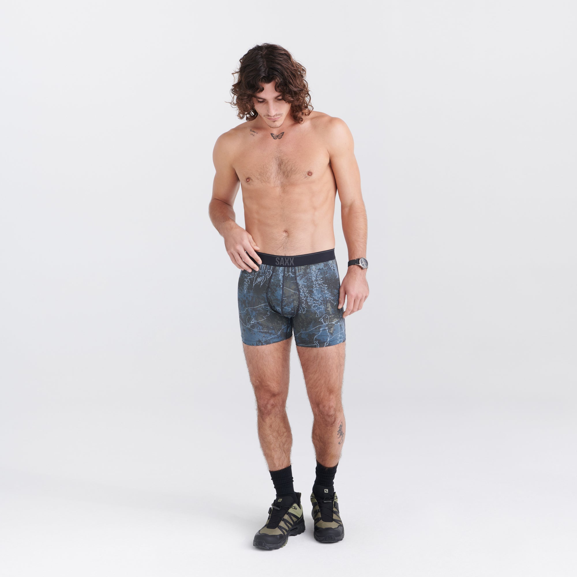 Front - Model wearing Quest Quick Dry Mesh Boxer Brief Fly in Smokey Mountains- Multi