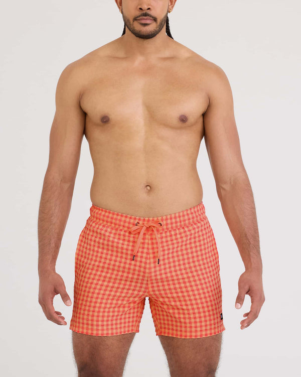 Front - Model wearing Oh Buoy 2N1 Volley 5" in Peach Gingham