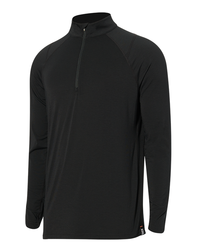 Front of Roast Master Long Sleeve 1/2 Zip Baselayer in Black